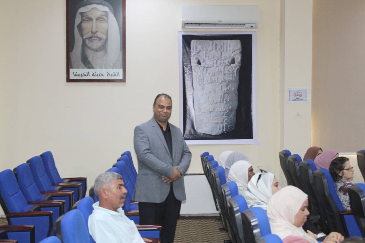 ورشة بعنوان  الموقر محطة طرق التجاره والبريد الشامي  في لواء الموقر.