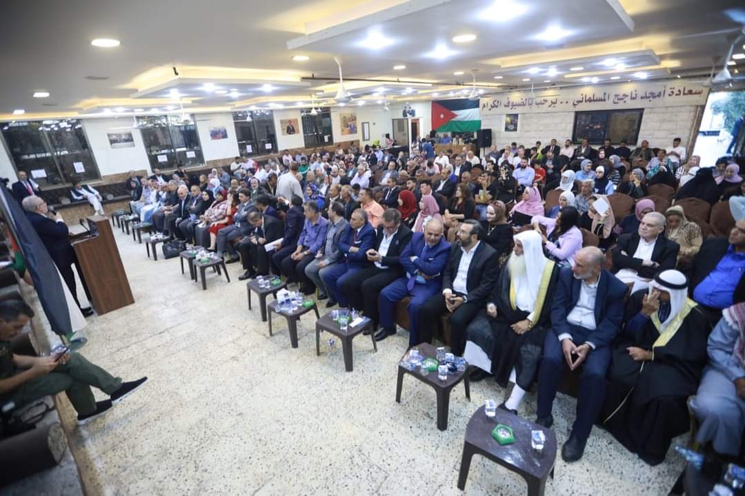 تليلان تشارك بحوارية أهمية الأحزاب السياسية ومستقبلها صور