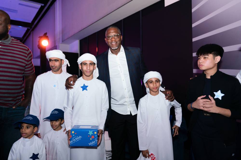 بالتعاون مع دائرة الثقافة والسياحة -أبوظبي أطفال أمنية يلتقون مع أبطال دوري كرة السلة الأمريكي للمحترفين (NBA)