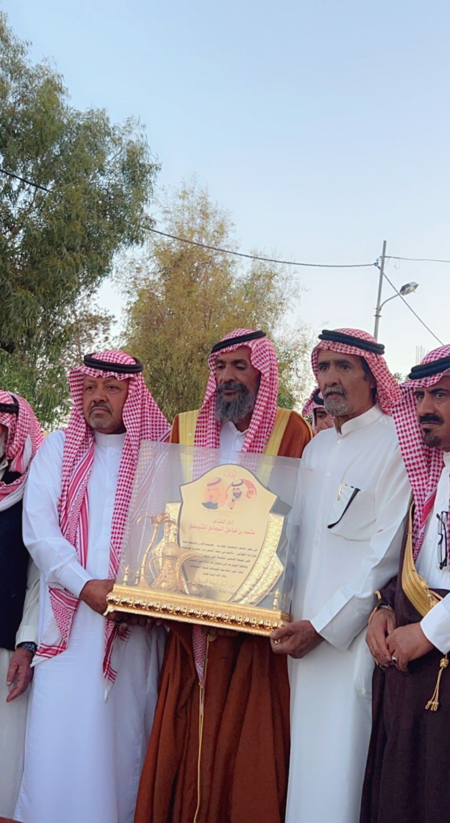 قبيلة الحويطات تكرم الشاعر محمد فياض الدماني