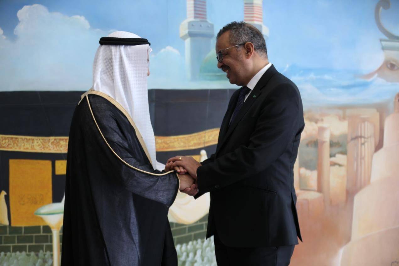 وزير الصحة السعودي يلتقي مدير الصحة العالمية في القاهرة