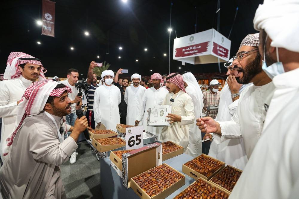 القرية العالمية للتمور.. 27 منفذاً لعرض منتجات التمور حول العالم