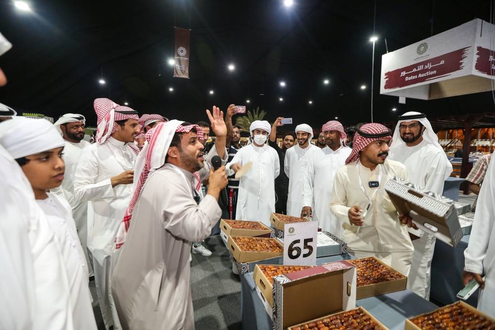القرية العالمية للتمور.. 27 منفذاً لعرض منتجات التمور حول العالم