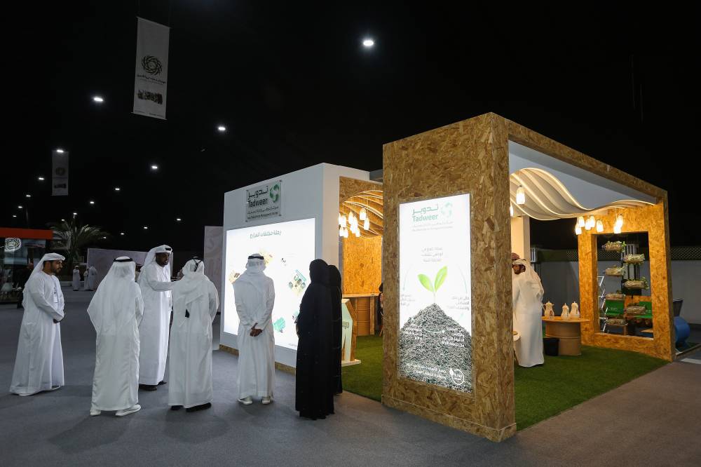 مهرجان ومزاد ليوا للتمور يواصل فعالياته ومسابقاته حتى 24 أكتوبر الجاري