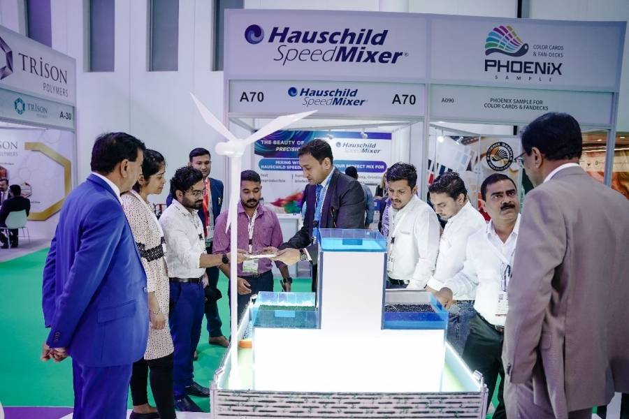 إكسبو الشارقة يختتم النسخة الأولى من معرض الخليج للطلاء 2022