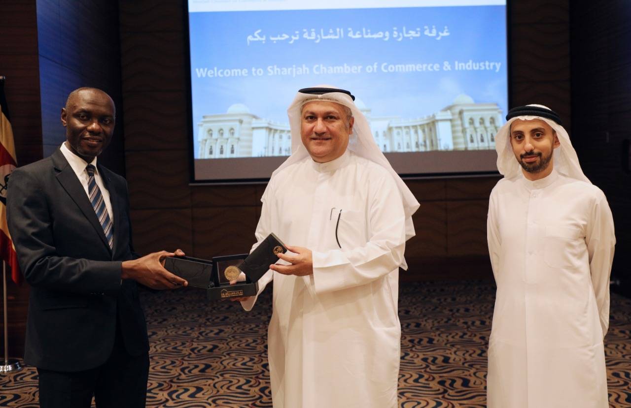 غرفة الشارقة وسفارة أوغندا يتفقان على رفع مستوى التنسيق لتشجع القطاع الخاص على مزيد من التعاون المثمر