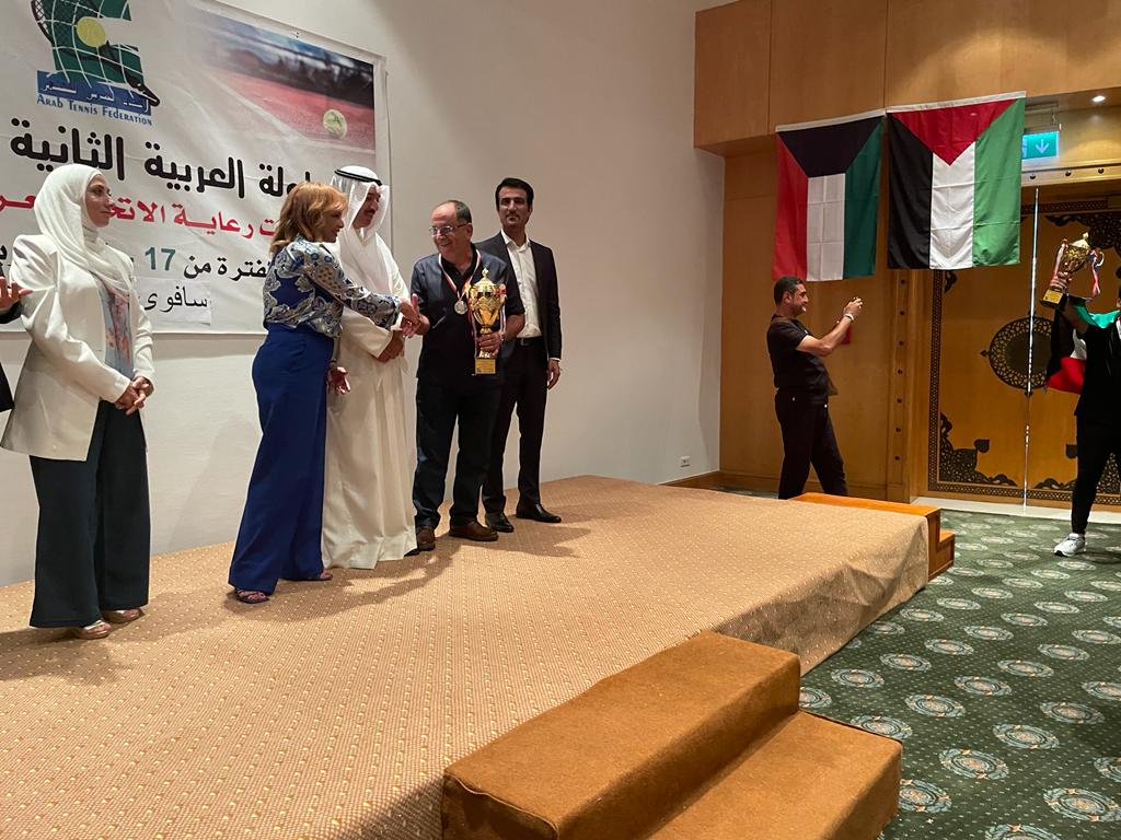 بطولة شرم الشيخ انجازات متميزة لتنس الرواد الأردنية .. وتعاون مع رئيس لجنة الرواد الرومانيين 