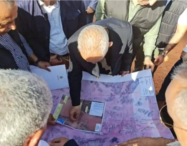 بتوجيهات ملكية، العيسوي يتفقد قرى رم والديسة والصالحية والشاكرية