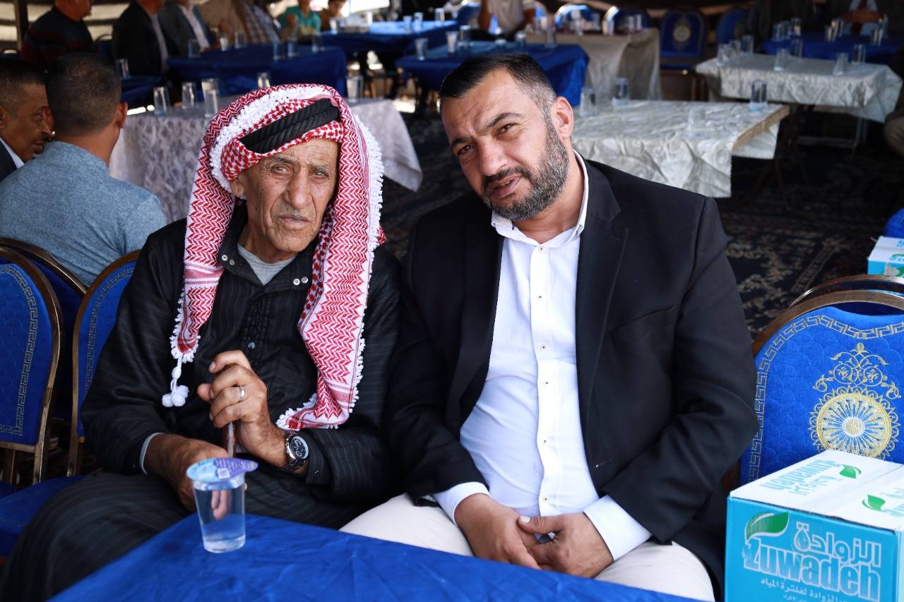 سليمان عبد الرحمن خريسات يقيم مأدبة غداء بمناسبة زفاف ابنه المهندس عماد