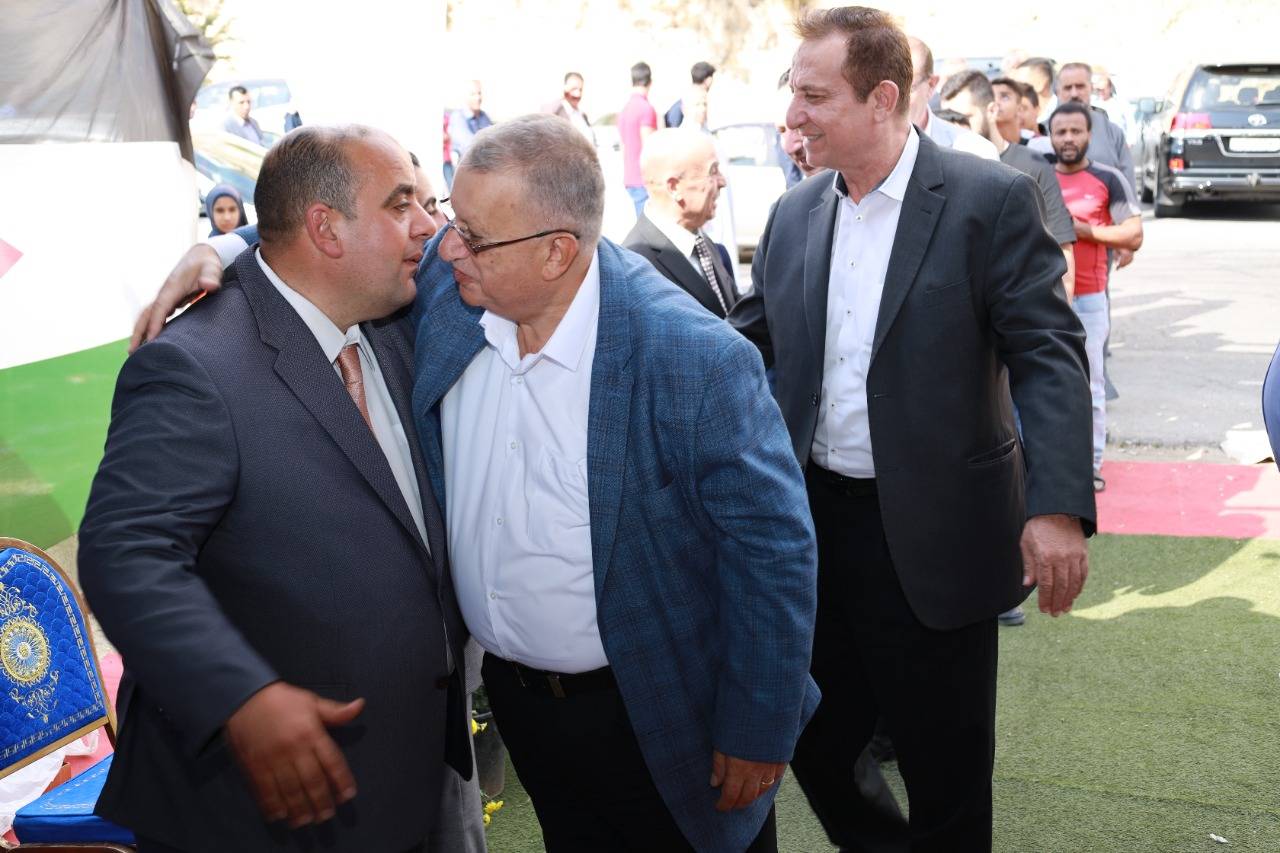 سليمان عبد الرحمن خريسات يقيم مأدبة غداء بمناسبة زفاف ابنه المهندس عماد