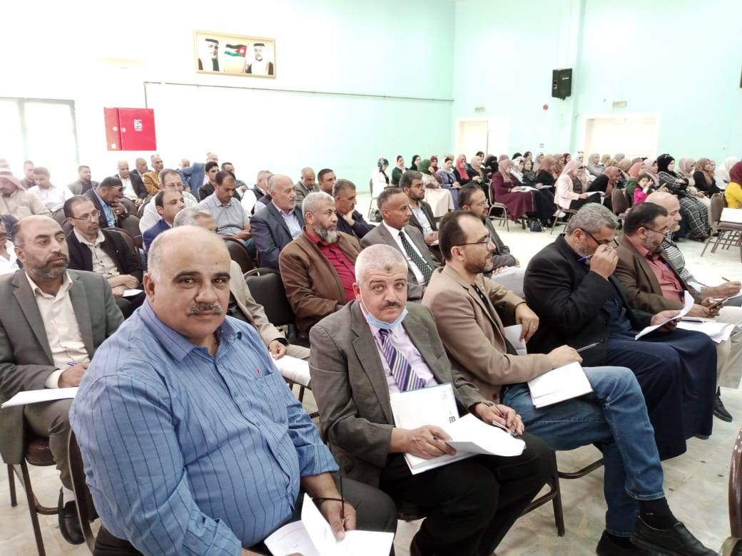 اجتماع مديرة التربية والتعليم للواء البادية الشمالية الغربية  مع  مديري ومديرات المدارس