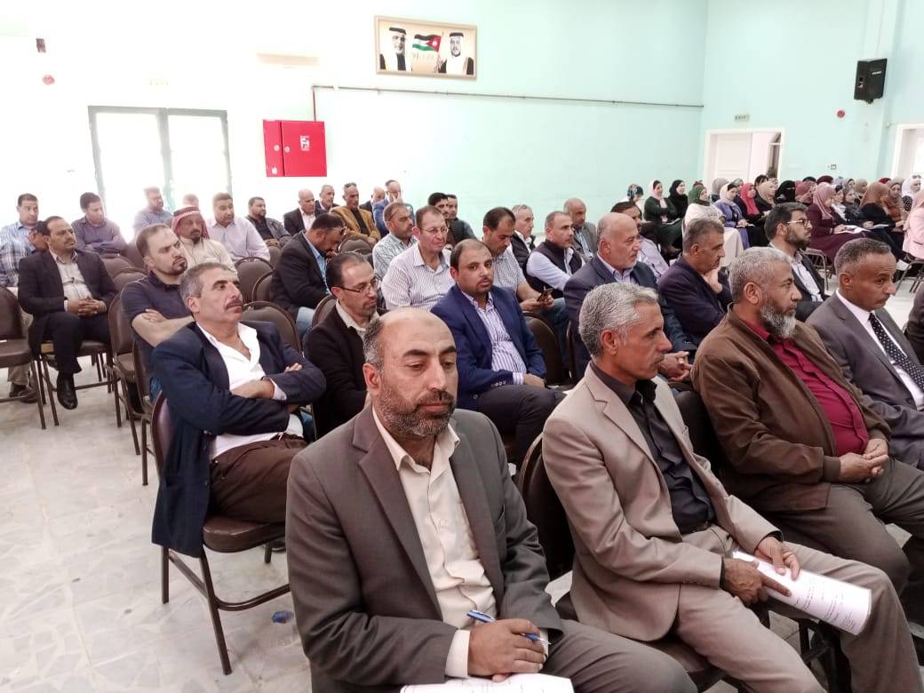 اجتماع مديرة التربية والتعليم للواء البادية الشمالية الغربية  مع  مديري ومديرات المدارس