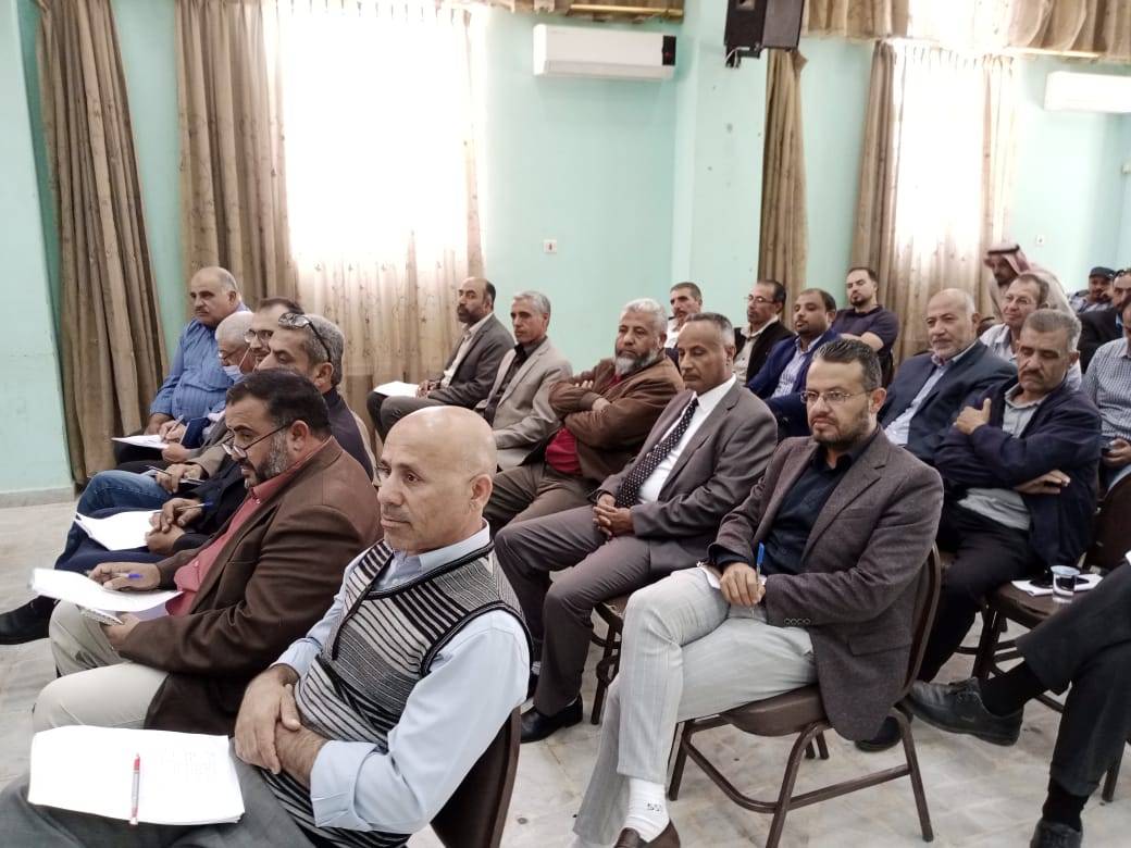 اجتماع مديرة التربية والتعليم للواء البادية الشمالية الغربية  مع  مديري ومديرات المدارس