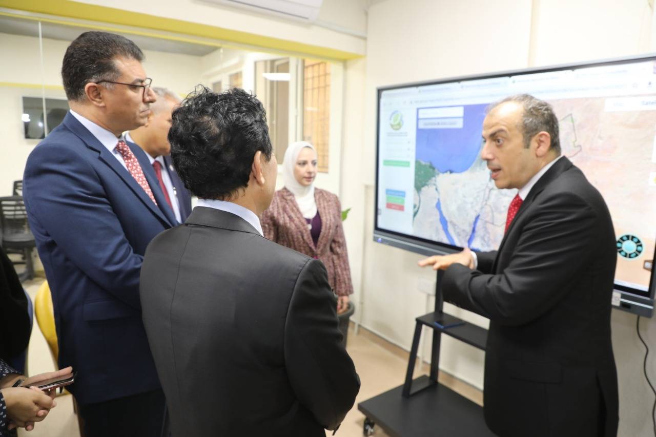 مدير عام الفاو يزور البحوث الزراعية