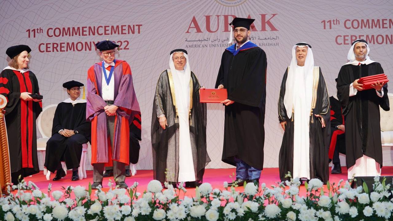 الجامعة الامريكية براس الخيمة تشهد تخريج 213 طالب في إطار الدفعة الحادية عشر  