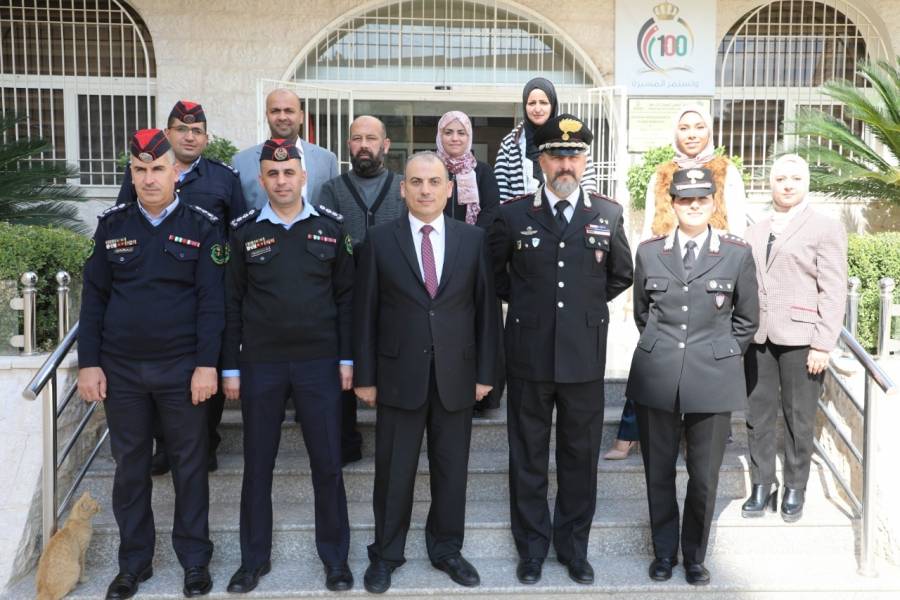 وفد إيطالي من ادارة حماية البيئة  يزور البحوث الزراعية