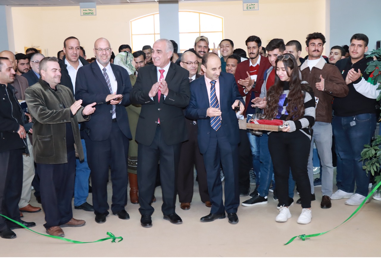 افتتاح معرض مكتبة الأسرة الاردنية في جامعة الحسين بن طلال  صور