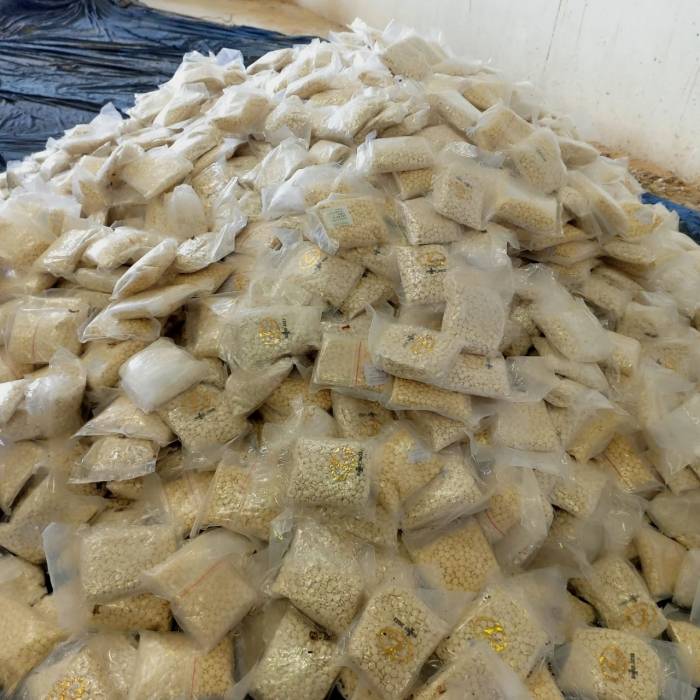 الجمارك الأردنية بالتعاون مع الأجهزة الأمنية تحبط أكبر وأضخم عملية تهريب (6) مليون حبة من الكبتاجون المخدر