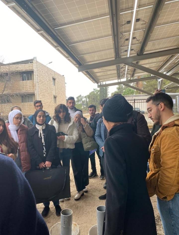 برئاسة الدكتور أحمد السلايمة زيارات ميدانية الى المحطة التجريبية في الجامعة الأردنية بالتعاون مع مشروع NAWAMED 