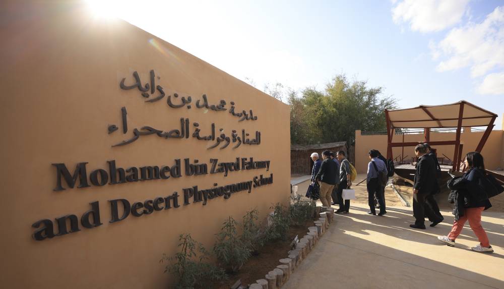 توقيع مذكرة تفاهم بين نادي صقاري الإمارات وشركة إينبيكس اليابانية 