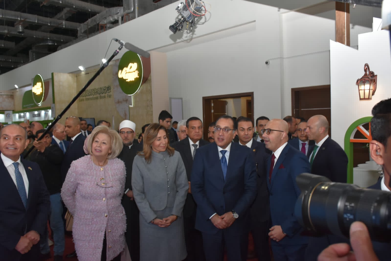 افتتاح مهيب لجناح الأردن ضيف شرف معرض القاهرة الدولي للكتاب 