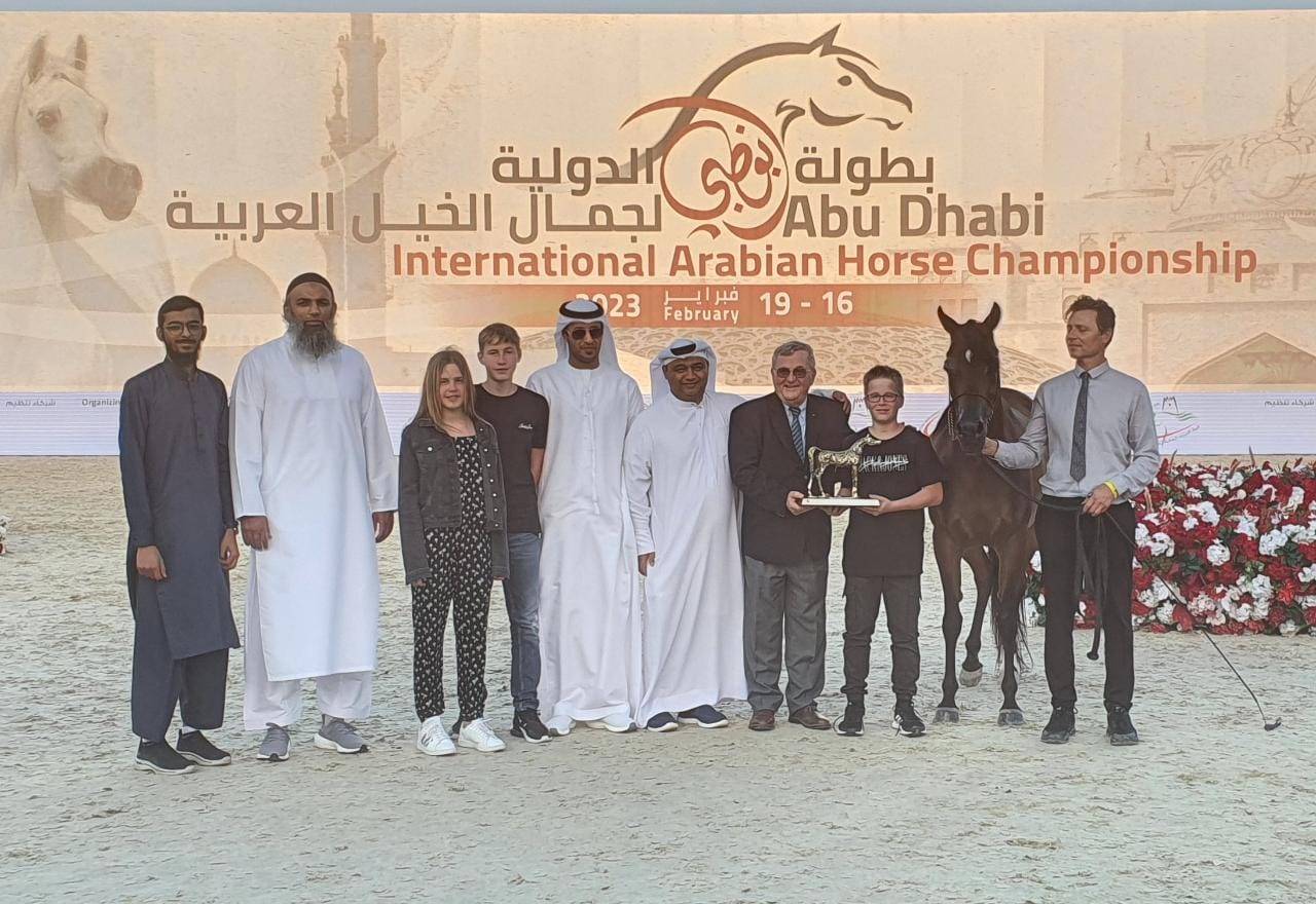 ثلاثية لمربط عجمان في اليوم الأول من بطولة أبوظبي الدولية لجمال الخيل العربية