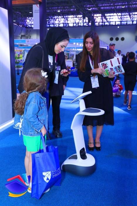 معرض الإمارات للمدارس والحضانات يختتم فعالياته في إكسبو الشارقة مستقطباً آلاف الزوار