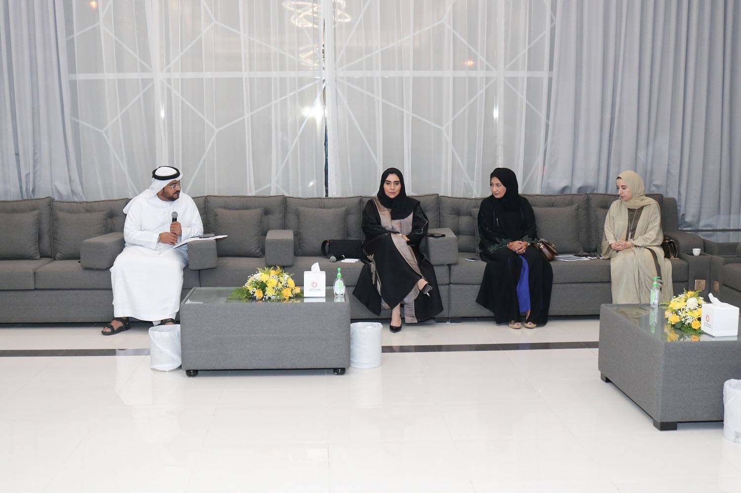 مجلس سيدات اعمال عجمان ينظم جلسة حوارية بعنوان المرأة واستدامة الاعمال