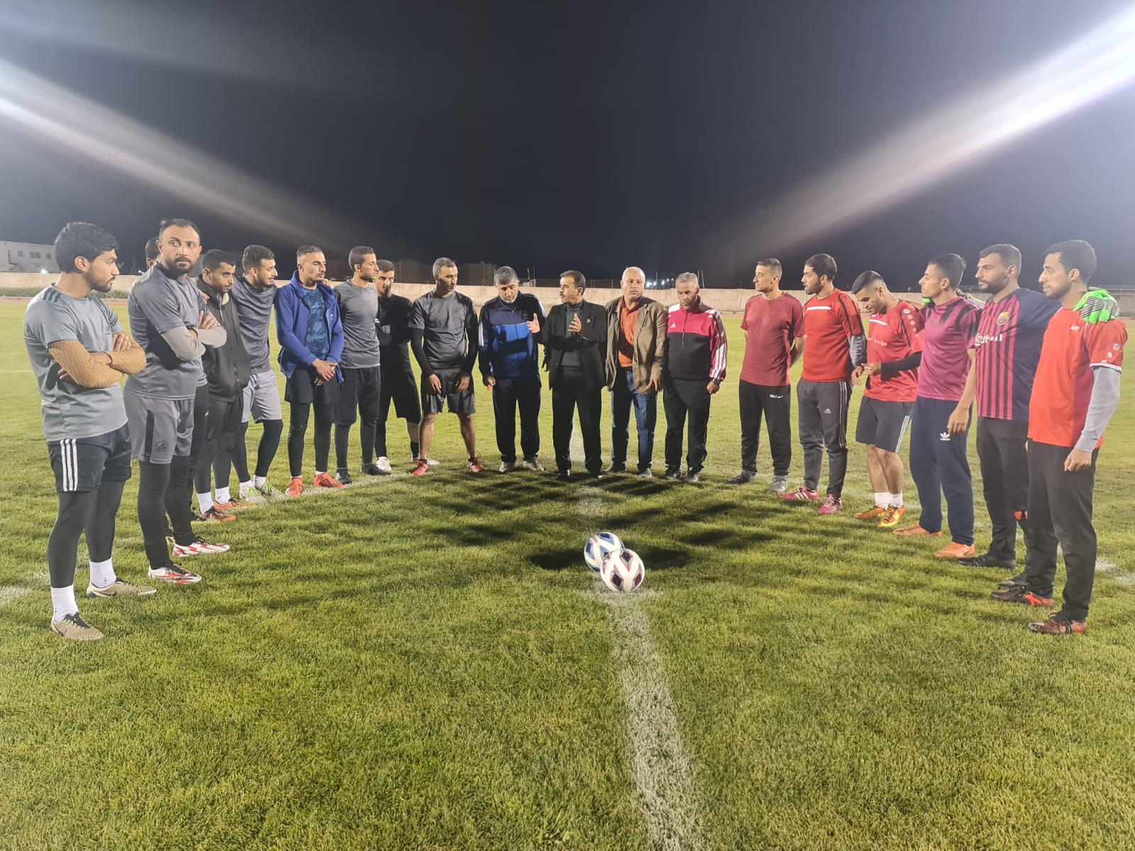 تحت رعاية محافظ المفرق : اختتام البطولة الرمضانية لخماسيات كرة القدم في محافظة المفرق 
