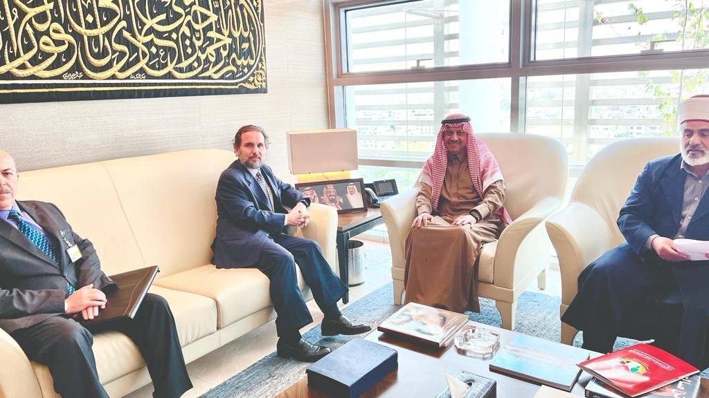 سفير خادم الحرمين الشريفين لدى الأردن يلتقي سمو الأمير مرعد بن رعد رئيس الهيئة الهاشمية للمصابين العسكريين.