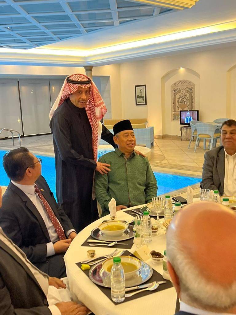 سفير خادم الحرمين الشريفين لدى الأردن نايف بن بندر السديري يقيم  مأدبة إفطار رمضانيةة