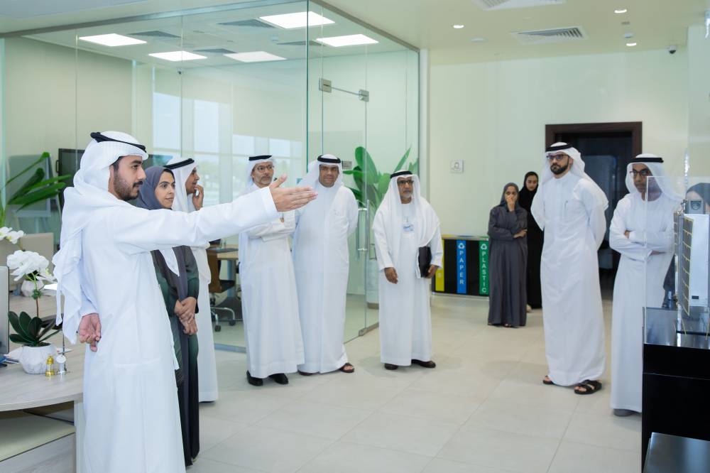 جامعة الإمارات تستقبل وفد جامعة محمد بن راشد للطب والعلوم الصحية