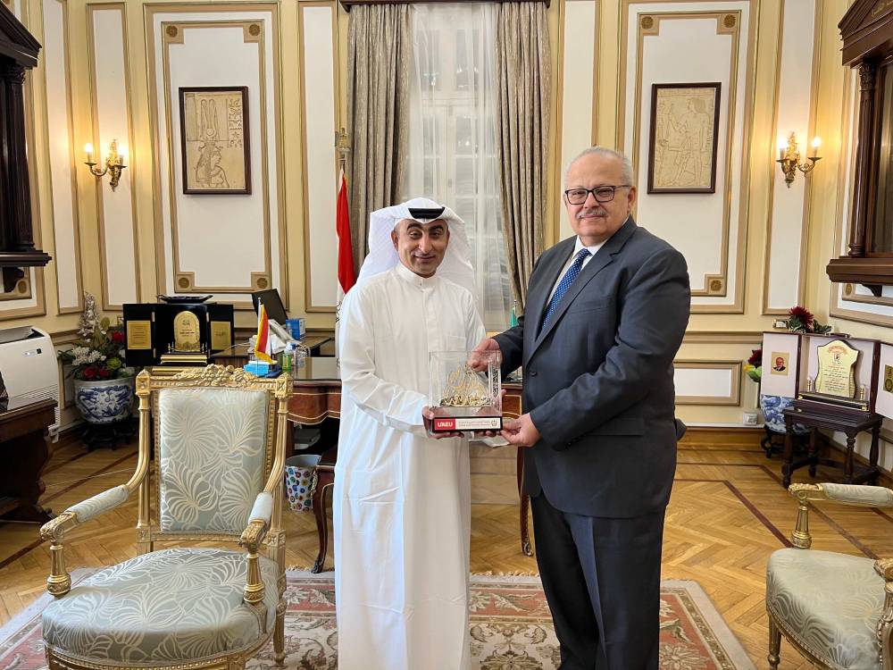 جامعة الإمارات تشارك في مؤتمر جامعة عين شمس الدولي الحادي عشر بمصر