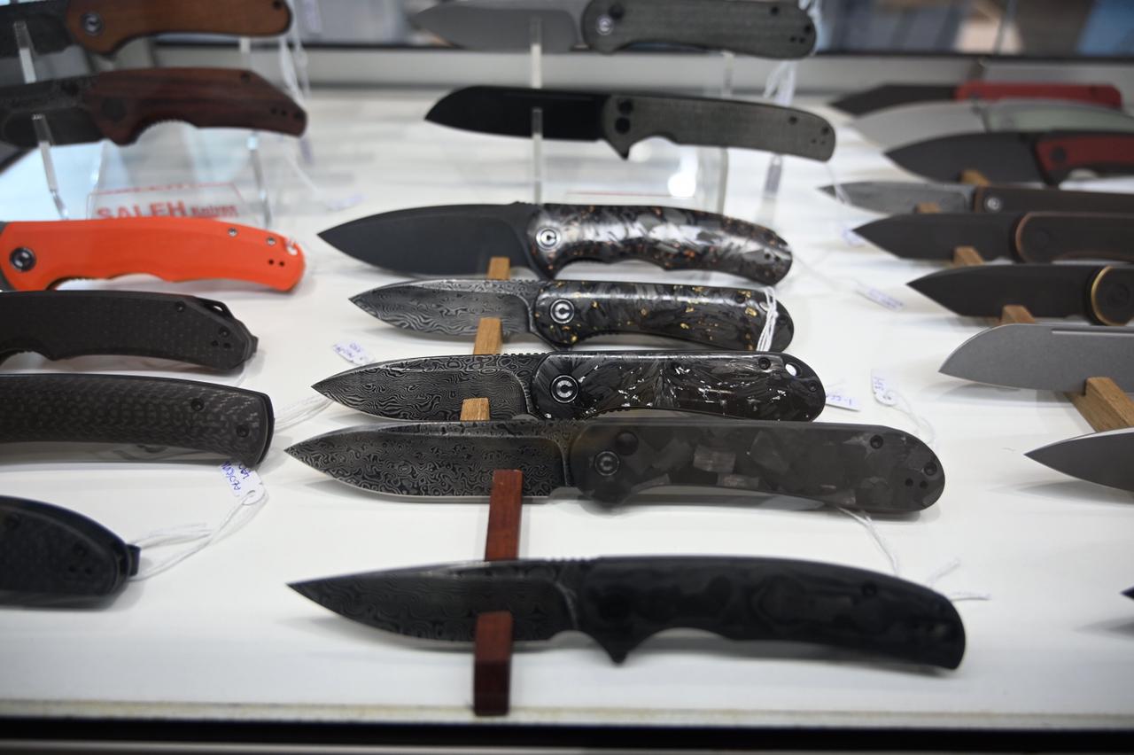 معرض أبوظبي للصيد يُطلق للمرّة الأولى مُسابقة أفضل سكين صيد 