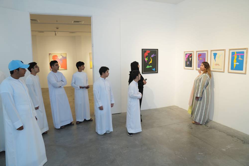 معرض الشمس للجميع – القمر لك يستضيف موهوبي ناشئة الشارقة