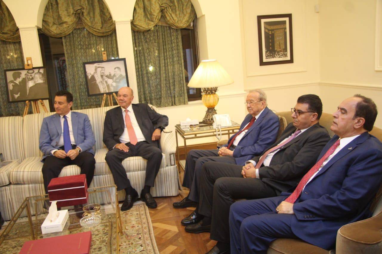 السديري  يقيم مأدبة عشاء تكريمًا لمعالي وزير البيئة والمياه والزراعة المهندس عبدالرحمن بن عبدالمحسن الفضلي