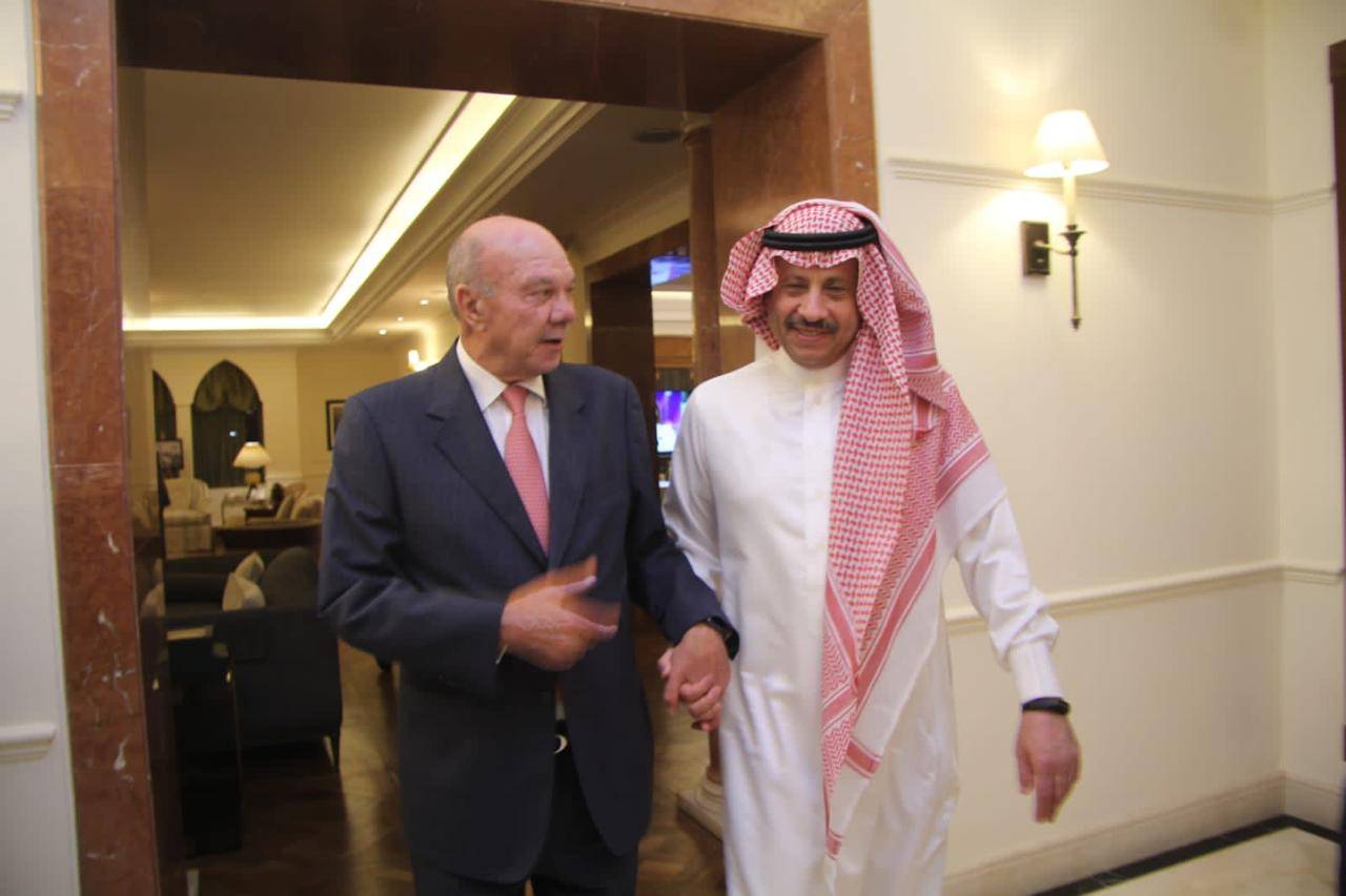 السديري  يقيم مأدبة عشاء تكريمًا لمعالي وزير البيئة والمياه والزراعة المهندس عبدالرحمن بن عبدالمحسن الفضلي