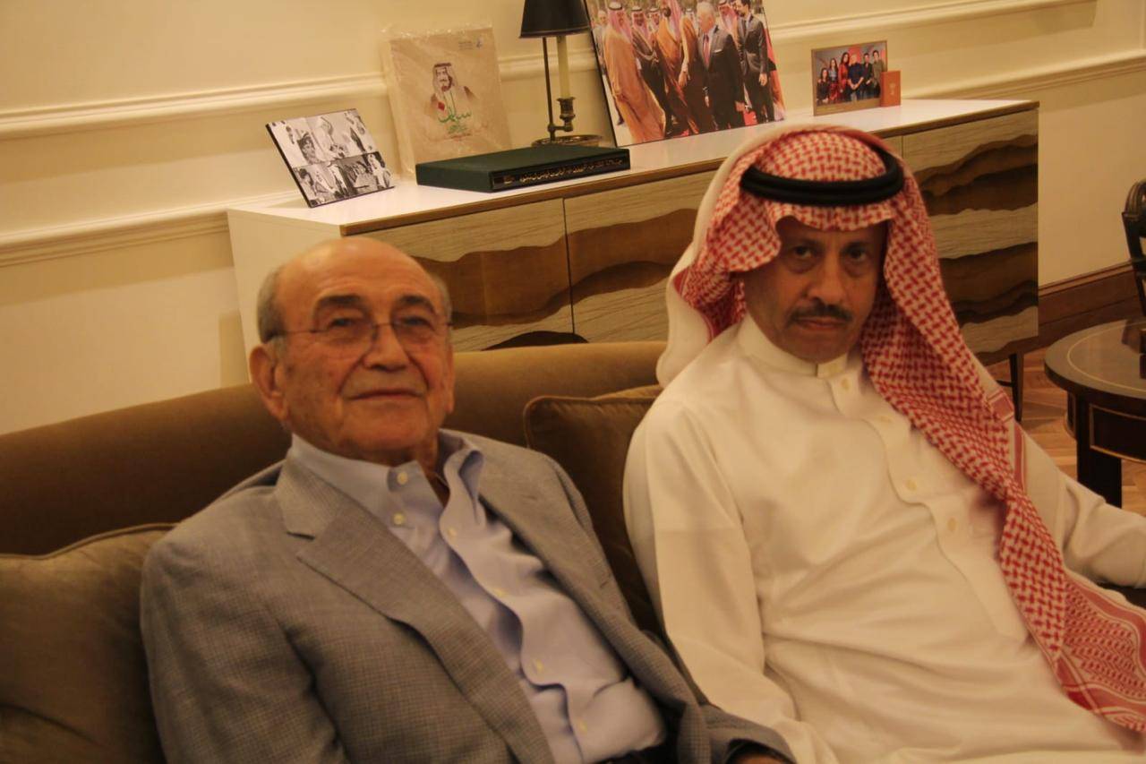 السديري  يقيم مأدبة عشاء تكريمًا لمعالي وزير البيئة والمياه والزراعة المهندس عبدالرحمن بن عبدالمحسن الفضلي