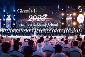 مدرسة الأكاديمية الأولى بعجمان تحتفل بتخريج طلبة الصف الثاني عشر من طلبة المرحلة الثانوية