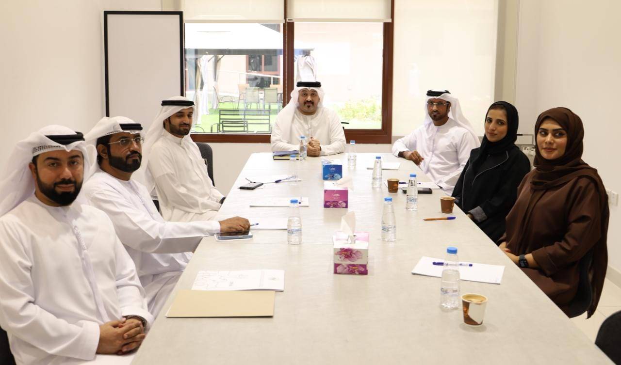 الشارقة للهجن يعقد اجتماعاً تنسيقياً مع هيئة البيئة والمحميات