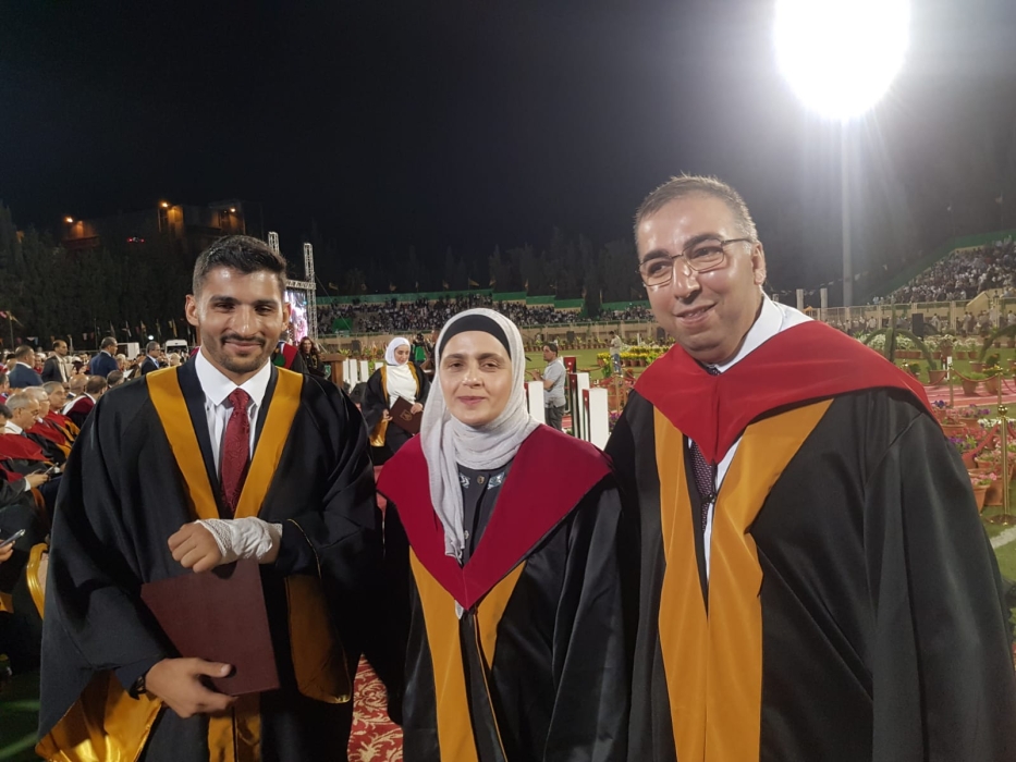 الدكتور صهيب احمد السلايمة ... مبروك التخرج