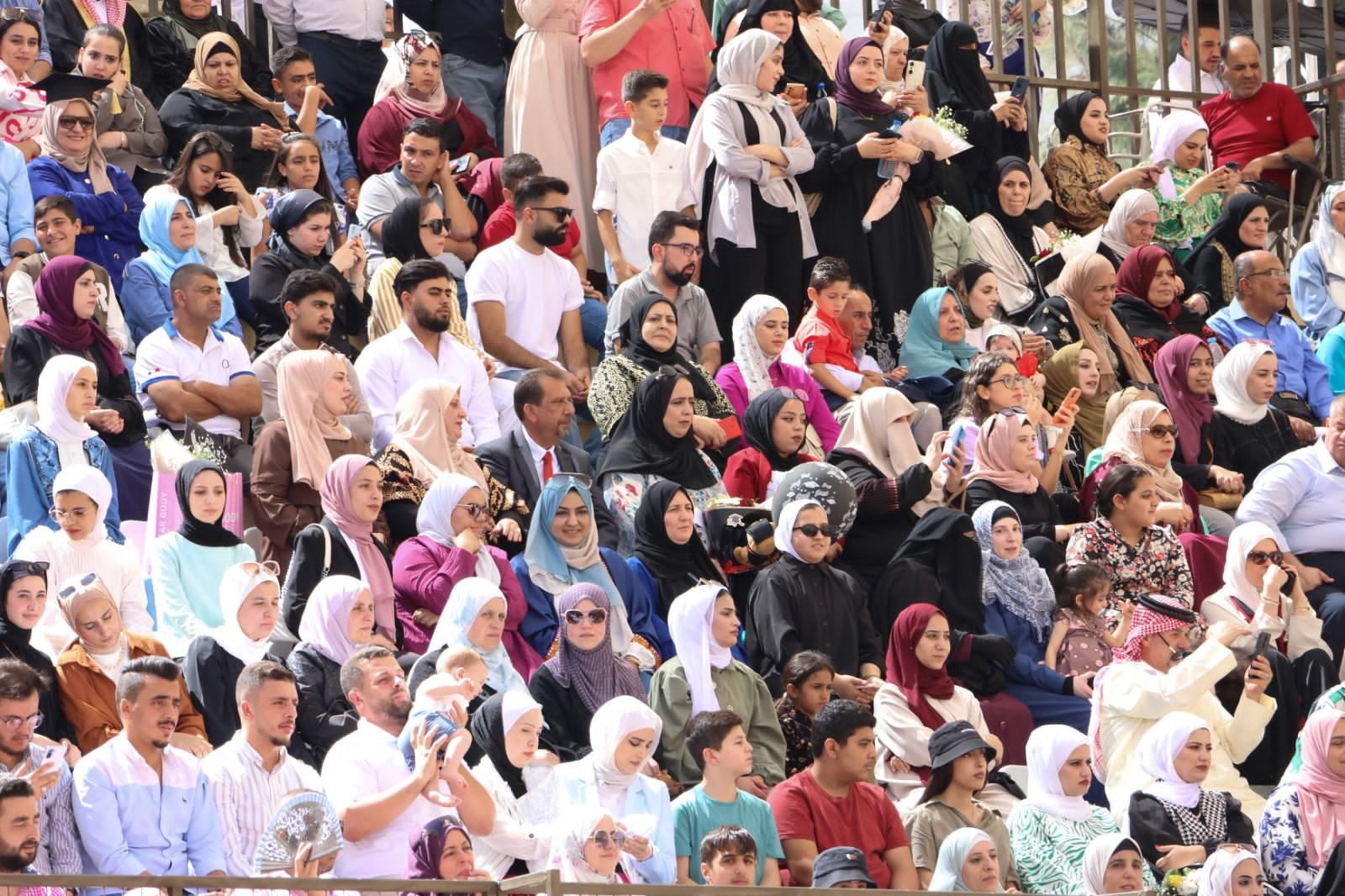 جامعة العلوم الإسلامية العالمية تحتفل بتخريج الفوج السادس عشر في رحاب الجامعة 