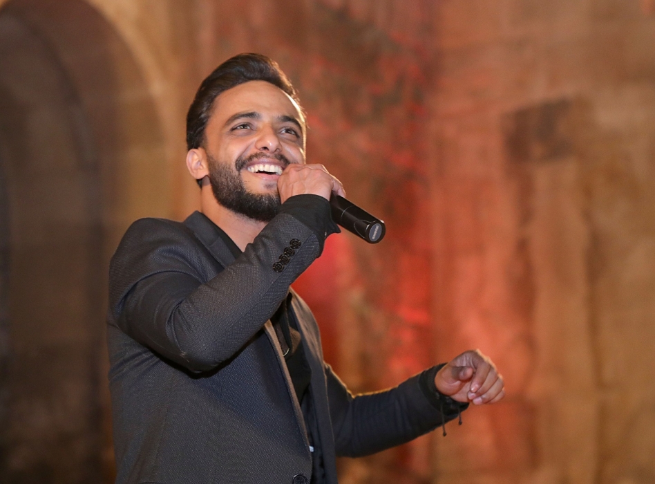 أحمد الشبيطي يحمل جمهور الأوديون لأغاني الفلكلور الأردني والدحية