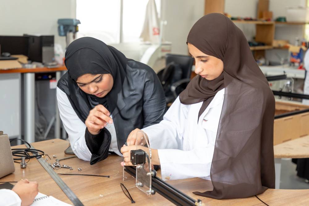 مؤسسة حمدان بن راشد تختتم فعاليات البرنامج الصيفي للموهوبين