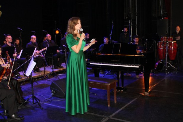 عازفة البيانو السورية جناد وفرقتها ترتقي بموسيقى عابرة للثقافات في جرش 37