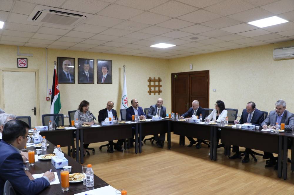 وزيرة الاستثمار تزور شركة المصفاة للاطلاع على مستجدات مشروع التوسعة الرابع
