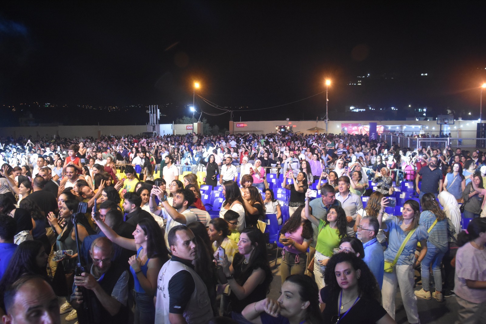 طوفان بشري في حفل جوزيف عطية وجهاد سركيس في مهرجان الفحيص