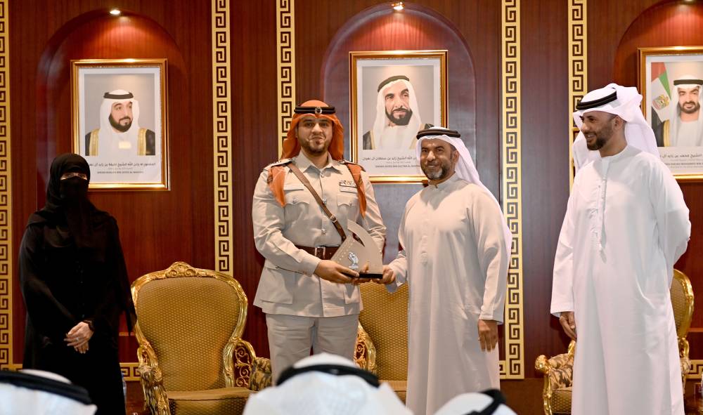 تراث الإمارات ينظم ندوة عن نشأة الجهاز الحكومي بأبوظبي