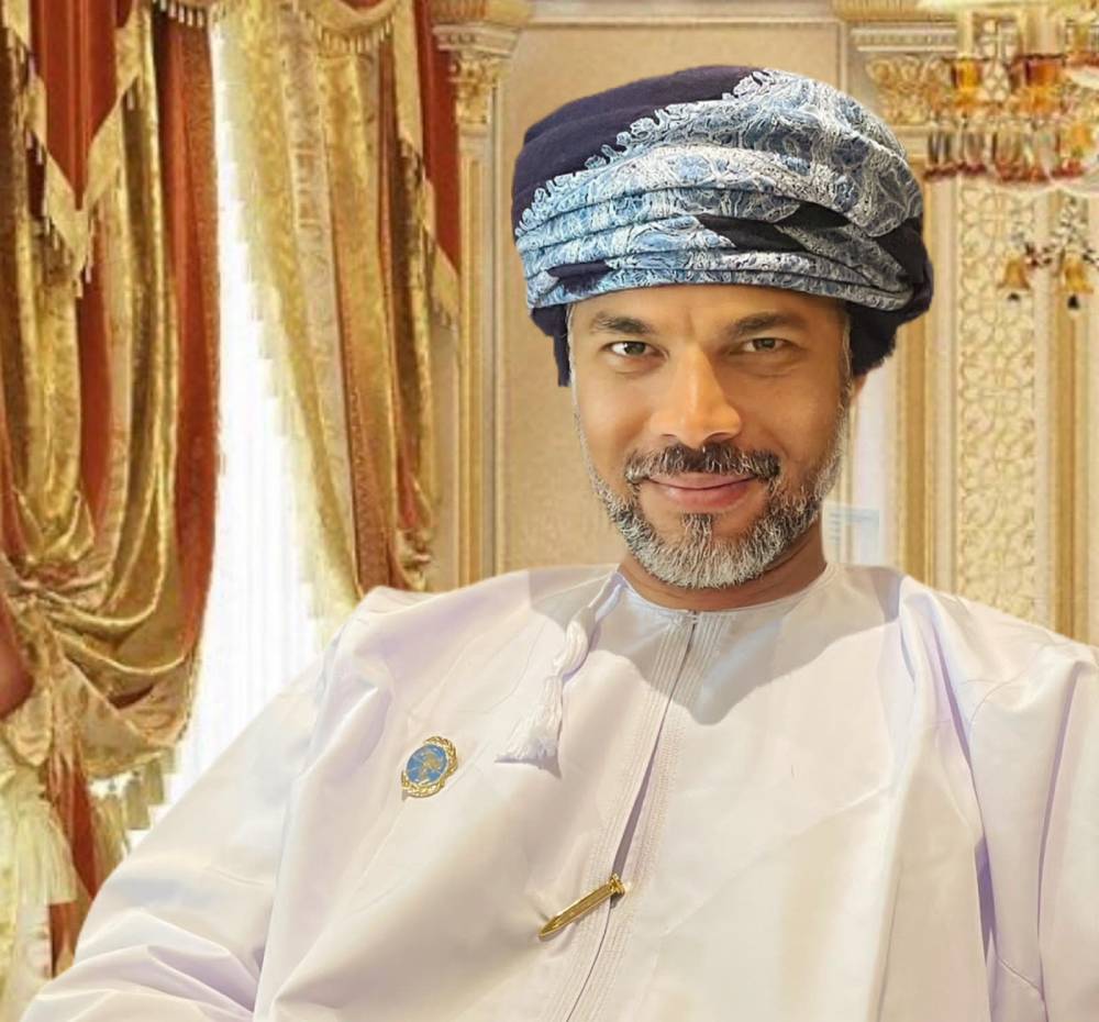 الدكتور عبدالله بن مبارك الحمداني: رجل الأعمال البارز ابن سلطنه عمان