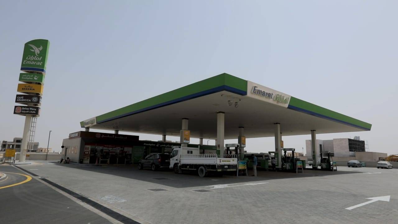 الحملة الوطنية للأمن والسلامة بمحطات الوقود تواصل فعالياتها معززة الالتزام بقواعد  الأمن والسلامة في محطات الوقود